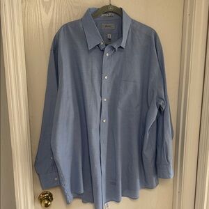 Men's Light Blue Button-Down Shirt